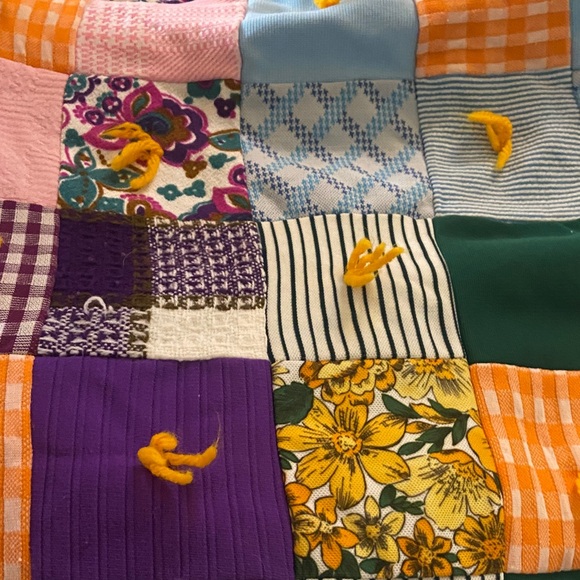 Large vintage patchwork quilt - Picture 4 of 8